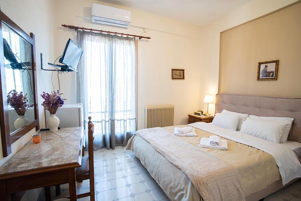 Hotel Koukonas à Galaxídhion Extérieur photo