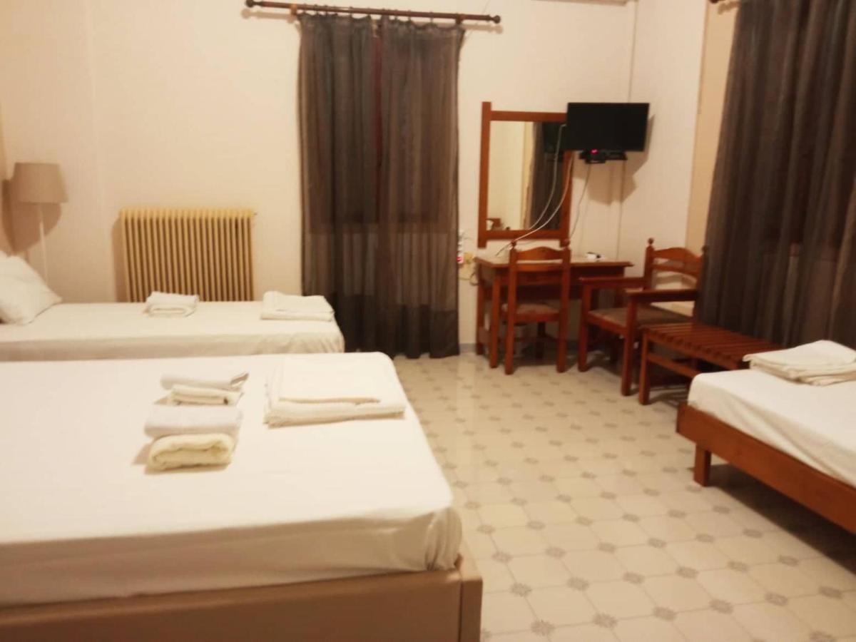 Hotel Koukonas à Galaxídhion Extérieur photo